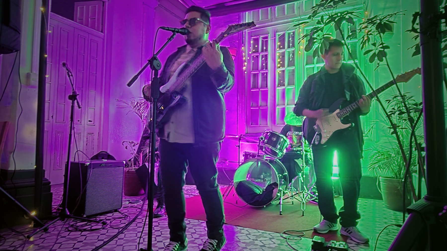 VIER en concierto — Lima